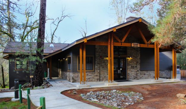Foothill Ivie Exterior (Large)