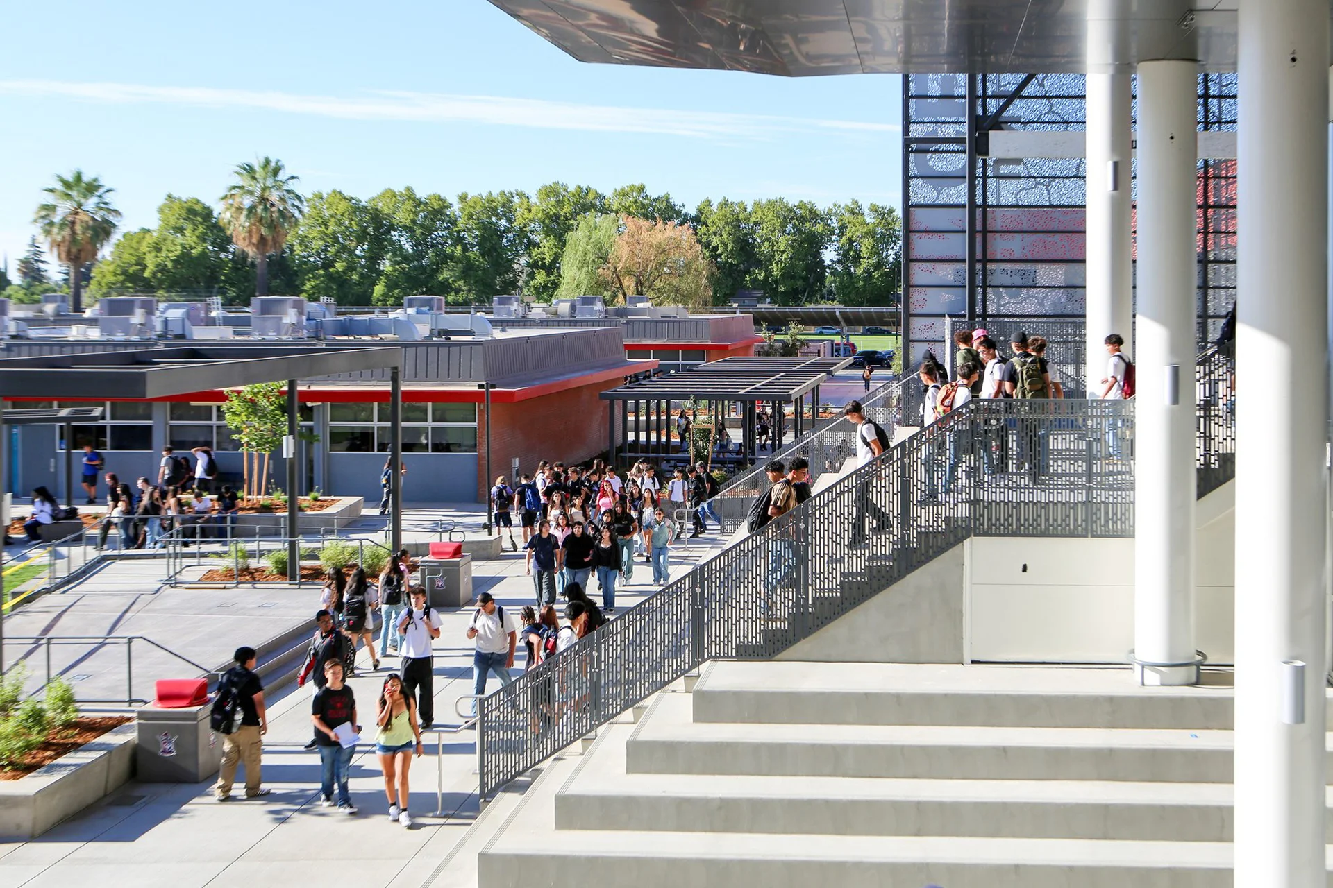 THE ‘NEW’ EU HIGH CAMPUS